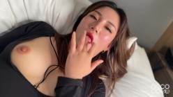 P站着名博主淫欲少妇法籍亚裔「Nicolove」OF露脸性爱私拍 顶级亚裔网黄挨操阿黑颜 截图9