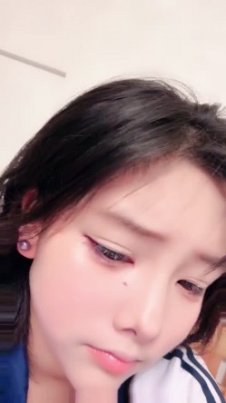 顶级校花来了！美到炸，清纯校园风小姐姐【取悦】刚下海就被操！满满撸点 截图6