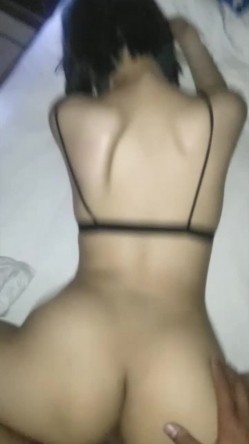 包头艺校舞蹈系，狠操前女友，花了我的钱都给我还回来，属龙，处了两年感觉不合适，喜欢花男人钱！ 截图3
