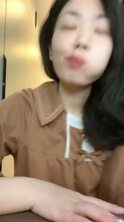 真是恩爱的一对啊，【情侣】【胸怀碧水】（10天）合集，御姐与骚男天天做爱 ，良家风格，浓情蜜意 截图2