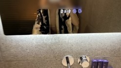 穷人女神富人母狗，超高颜值极品空姐【林绾绾】门槛1888福利，啪啪调教深喉毒龙脚踩骚穴，母狗属性拉满了 截图7
