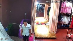 19年最影楼无良老板安装摄像头偷拍前来拍婚纱照的小娘子们 截图4
