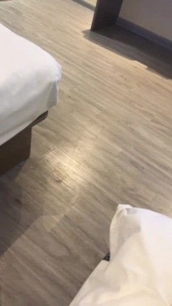 苗条身材翘臀外围黑丝高跟鞋床上翘着屁股 跳蛋塞逼逼扭动诱惑呻吟娇喘 很是诱惑不要错过 截图2