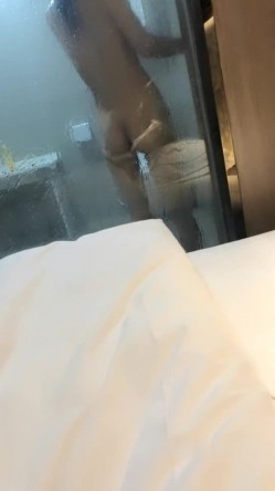 苗条身材翘臀外围黑丝高跟鞋床上翘着屁股 跳蛋塞逼逼扭动诱惑呻吟娇喘 很是诱惑不要错过 截图11