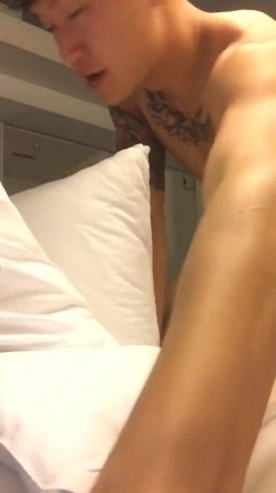 离婚服装店很有女人味的气质美少妇老板娘第一次约会勐男大神憋好久了放肆的连续高潮表情销魂 截图4