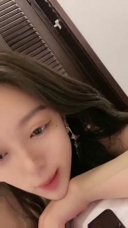 车模下海性感美女！好久没播回归！超棒视角特写，怼着骚穴猛操，顶级美臀骑乘撞击，太爽了 截图15