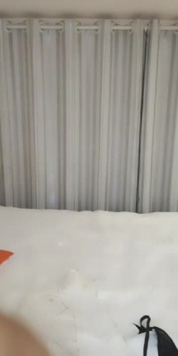 外卖小哥的上门服务，纹身渣女点餐要求啪啪吃奶子很熟练，把鸡巴吸的胀起来，无套激情抽插表情骚叫声淫荡 截图14