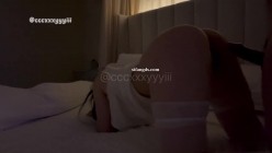 极品调教博主，【狗爹和小桃】小母狗超骚，付费群，这妹子的巨乳是真的顶 截图5