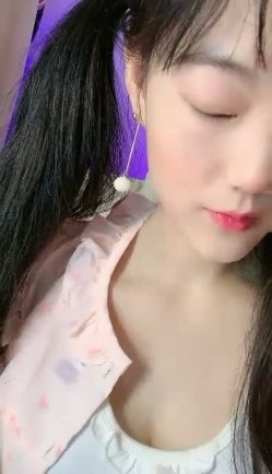绿播小仙女下海！首次漏B自慰~【井井】扣穴自慰！撸到肾虚 截图5