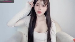 ️SP站超美女神【lvy_w】顶级身材~完美尤物~全裸诱惑~大秀自慰高潮 截图2