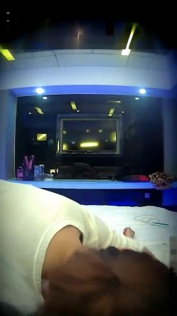 时尚性感的良家美女少妇打牌输钱后和牌友酒店肉偿,衣服还没来得及脱就被抽插,干完后又换上性感情趣服操! 截图6