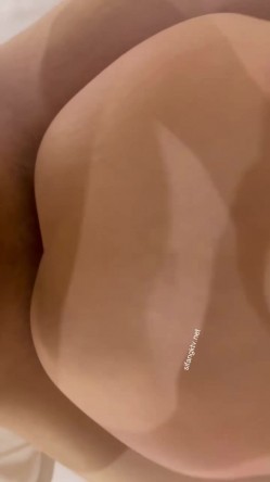 媚黑绿帽淫妻 NTR绿帽淫妻大神〖vince〗献妻挨操 被黑肉棒直接捅到子宫了 黑白碰撞强烈对比有一种独特的美感 截图16