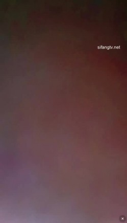 最美真实空姐【空姐CC】疫情停飞在家和男友无套啪啪 这身材！这颜值！我愿为她精尽人亡 男主说了会在机场干这尤物 截图4