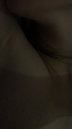 【极品反差婊】超高颜值 男友泄露 纯爱男被人NTL，牛头人疯狂艹自己反差婊女友，简直难以接受，超 截图5