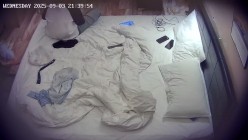 酒店精品 年轻 jk裙一身可爱穿搭的软妹被粗鲁脱内裤做爱 叫床很声音软一直到退房 截图4