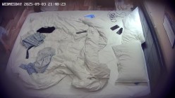 酒店精品 年轻 jk裙一身可爱穿搭的软妹被粗鲁脱内裤做爱 叫床很声音软一直到退房 截图5