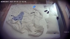 酒店精品 年轻 jk裙一身可爱穿搭的软妹被粗鲁脱内裤做爱 叫床很声音软一直到退房 截图12
