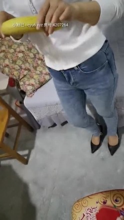 强奸上门送水果性感同事 截图2
