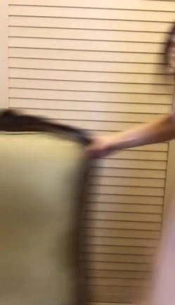 长相甜美长发妹子性感睡衣吊带黑丝拨开内裤道具自慰 道具JJ抽插高潮出白浆 截图4