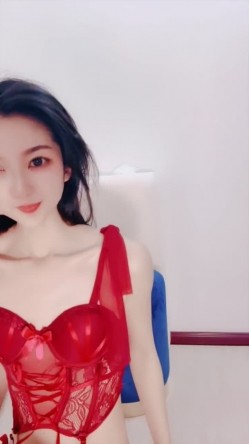 【175腿模】女神重磅回归 脸逼同框自慰 明星颜值 魔鬼身材 是个正常男人看了都会硬吧 截图5