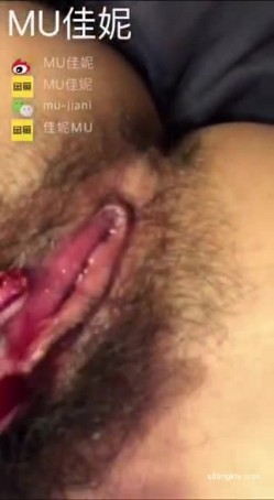 【真实空姐 ️稀缺航空】极品制服『空姐』反差婊私拍集 佳妮空姐多名女神接机啪啪 穿空姐制服做爱 截图10