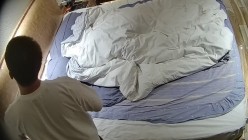 酒店偷拍连续入住几天的大学情侣身材不错的马尾女和男友三天的性爱生活 截图15
