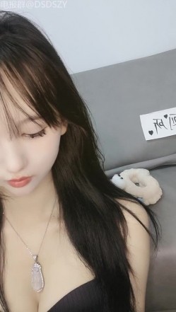 ️顶级颜值女神堪比明星【依依哟】揉穴自慰诱惑 截图15
