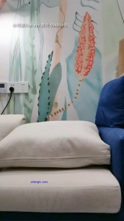 最新南京超模准空姐玩刺激和屌丝男私聊视频流出续篇 玩美乳插浪穴 玩出白浆太骚 淫语骚话 高清超长版 截图4