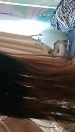 最新南京超模准空姐玩刺激和屌丝男私聊视频流出续篇 玩美乳插浪穴 玩出白浆太骚 淫语骚话 高清超长版 截图9
