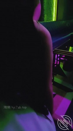 海角大神，【骚妻的浪叫】淫妻合集，把老婆灌醉和客户一起操迷醉的老婆，被操到瘫软哀求着浪叫 截图7