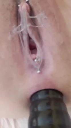《稀缺资源 震撼狠货》推特字母圈网红SM界天花板重度性虐大师【I_m_ur】各种极限调教私拍~扩张 异物 虐阴虐尿道花样繁多 截图5