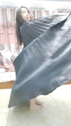 火爆全网极品露脸人妻熟女，肚皮舞老师【柏X彤】绝密私拍，肤白奶大肥臀裸舞啪啪，相当炸裂 截图1
