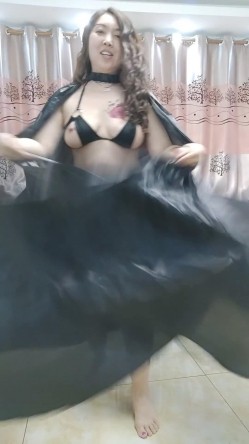 火爆全网极品露脸人妻熟女，肚皮舞老师【柏X彤】绝密私拍，肤白奶大肥臀裸舞啪啪，相当炸裂 截图7