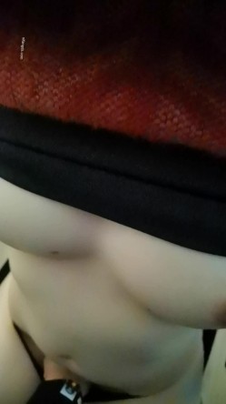 fabjous泄密群，高气质小姐姐表面光鲜私下金主母狗，粉穴水多多，露脸性爱调教 截图12