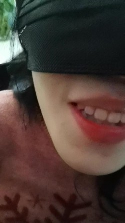 fabjous泄密群，高气质小姐姐表面光鲜私下金主母狗，粉穴水多多，露脸性爱调教 截图15