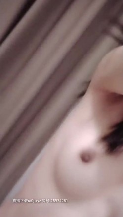高颜值眼镜娘『大二吞精学妹』诱惑小哥啪啪给他口交深吞技术精湛 无套内射 截图4