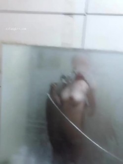 电报高端私密群内部福利分享视图整合集，各种淫妻白富美反差良家婊 截图5