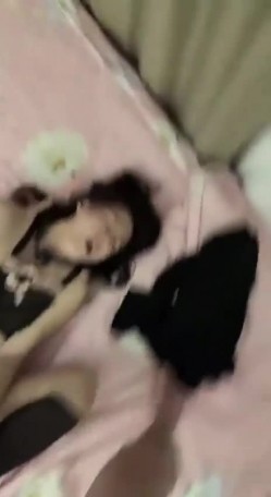 大神GOU的小母狗们，颜值风骚青春无比，喷水不断，做爱简直爽爆了 截图7