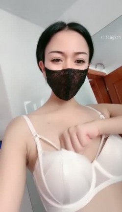 一字马女神，【文科老师】，大长腿魔鬼身材，舞蹈专业出身，高冷美女当面撒尿给你看，噼叉看逼，独此一家 截图4