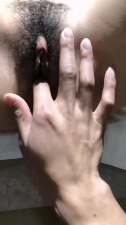 【性奴少妇&反差魅婊】超多漂亮淫妹淫妻淫女友啪啪口交甄选，靓妹舔肉棒 淫荡啪啪 骚穴特写 完美露脸 深喉内射篇 稀缺资源劲爆收藏 截图6