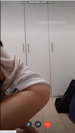 堪比果条 ️的网络招聘模特视频面试被泄露流出明星气质美女黄X惠360度裸露特写，附生活照 截图11
