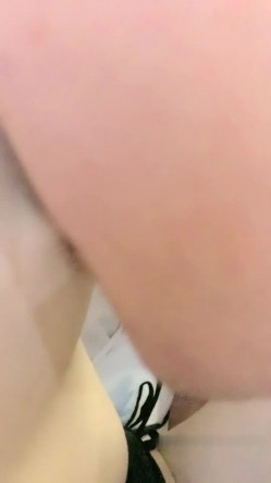 酒店约炮苗条身材面罩妹子，口交上位骑乘情趣开裆内裤快速抽插呻吟娇喘， 截图10
