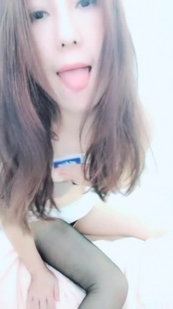 35岁的周夫人，妙龄阿姨，深夜守闺房，无男人无性欲，只有手和跳蛋，仔细听这呻吟是有多么饥渴！ 截图6