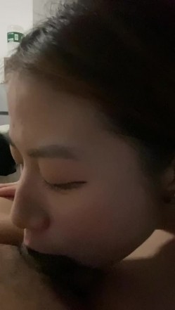 【母狗欢欢（mugohuanhuan）】合集，户外露出，群P，母狗调教 截图3