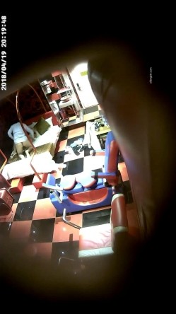 【360酒店】稀有情趣主题房，道具各种试，玩的很嗨 截图8