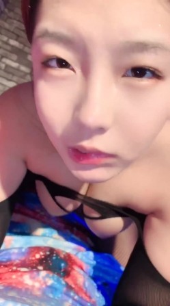 看着小母狗被朋友艹，心中绿意盎然，女友真是骚啊！ 截图11