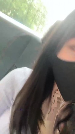 【京鱼儿】19岁童颜巨乳少女 各种服装 道具自慰 20小时，超大合集 截图4
