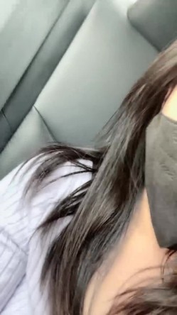 【京鱼儿】19岁童颜巨乳少女 各种服装 道具自慰 20小时，超大合集 截图11
