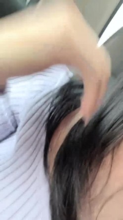 【京鱼儿】19岁童颜巨乳少女 各种服装 道具自慰 20小时，超大合集 截图12