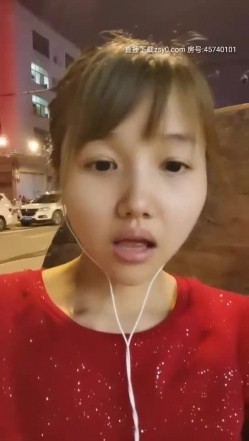 妞妞会叫苗条少妇大黑牛自慰户外车震，路边跳蛋塞逼露出回到车里口交抽插 截图9